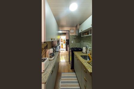 Casa à venda com 80m², 2 quartos e 1 vaga