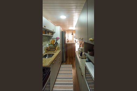 Casa à venda com 80m², 2 quartos e 1 vaga