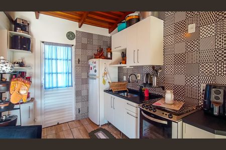 Casa à venda com 80m², 2 quartos e 1 vaga