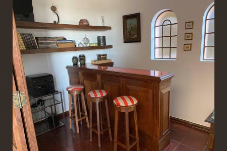Casa à venda com 4 quartos, 396m² em Mangabeiras, Belo Horizonte
