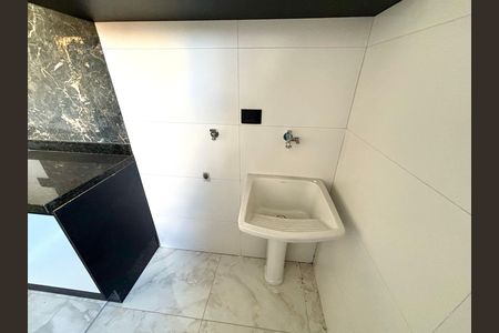 Área de serviço  de apartamento à venda com 2 quartos, 49m² em Vila Carrão, São Paulo