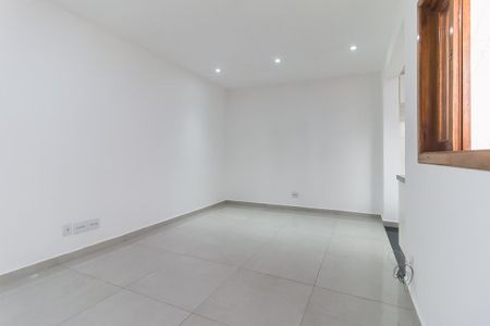 Sala de casa para alugar com 1 quarto, 50m² em Jardim Camila, Mogi das Cruzes