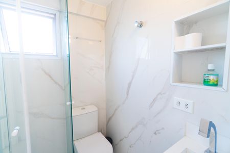 Apartamento para alugar com 54m², 2 quartos e 1 vaga Apartamento para alugar com 54m², 2 quartos e 1 vagaBanheiro
