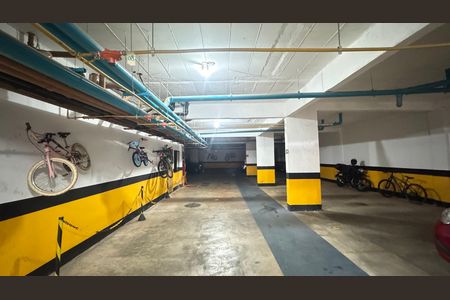Apartamento para alugar com 30m², 1 quarto e 1 vaga Apartamento para alugar com 30m², 1 quarto e 1 vagaGaragem