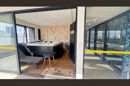 Apartamento para alugar com 30m², 1 quarto e 1 vaga Apartamento para alugar com 30m², 1 quarto e 1 vagaJacuzzi