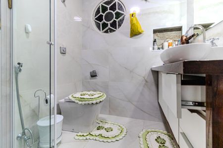Apartamento à venda com 108m², 3 quartos e 1 vagaBanheiro da Suíte