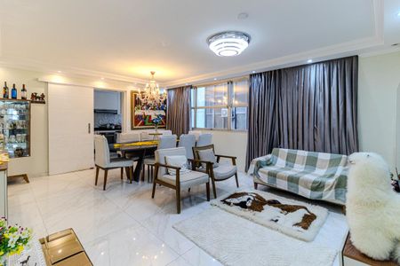 Apartamento à venda com 108m², 3 quartos e 1 vagaSala