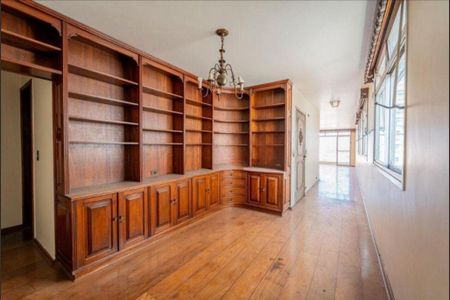Apartamento à venda com 198m², 3 quartos e 2 vagas
