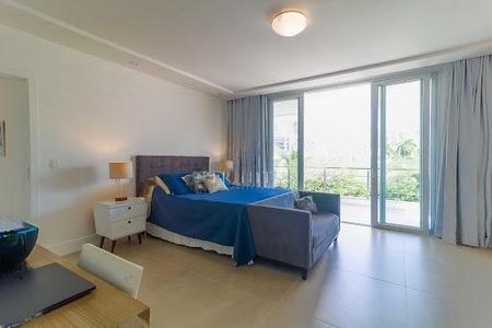 Casa à venda com 4 quartos, 485m² em Recreio dos Bandeirantes, Rio de Janeiro