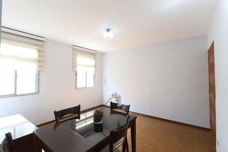 Apartamento para alugar com 60m², 2 quartos e 1 vaga