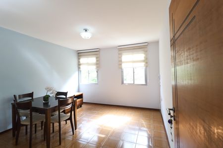 Apartamento para alugar com 60m², 2 quartos e 1 vaga