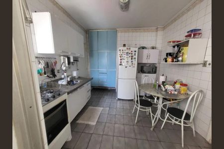 Apartamento à venda com 94m², 3 quartos e 1 vaga