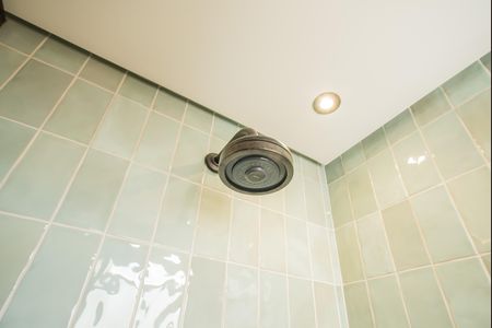Apartamento à venda com 67m², 2 quartos e 1 vaga Apartamento à venda com 67m², 2 quartos e 1 vagaBanheiro