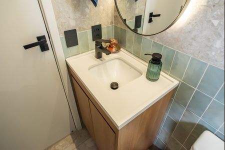 Apartamento à venda com 67m², 2 quartos e 1 vaga Apartamento à venda com 67m², 2 quartos e 1 vagaBanheiro