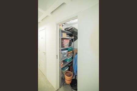 Apartamento à venda com 67m², 2 quartos e 1 vaga Apartamento à venda com 67m², 2 quartos e 1 vagaGaragem - Depósito particular