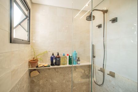 Apartamento à venda com 67m², 2 quartos e 1 vaga Apartamento à venda com 67m², 2 quartos e 1 vagaBanheiro da Suíte