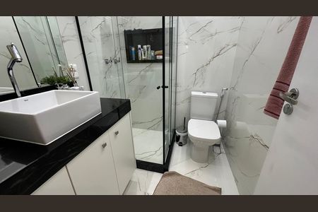 Apartamento à venda com 109m², 3 quartos e 1 vagaBanheiro do Quarto 2