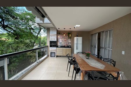 Apartamento à venda com 109m², 3 quartos e 1 vagaVaranda