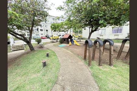 Apartamento para alugar com 45m², 2 quartos e 1 vagaÁrea comum - Playground