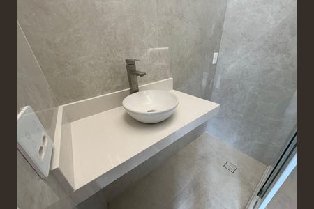 Apartamento para alugar com 44m², 2 quartos e 1 vagaBanheiro 1