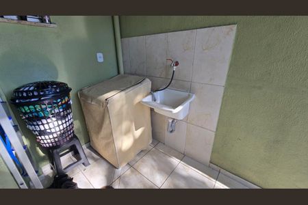 Casa à venda com 120m², 2 quartos e 1 vagaÁrea de Serviço