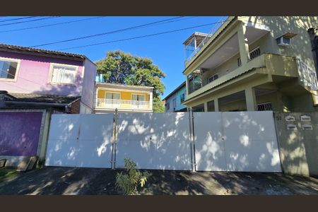 Casa à venda com 120m², 2 quartos e 1 vagaFachada