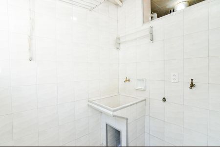 Apartamento para alugar com 65m², 3 quartos e 1 vagaÁrea de Serviço 
