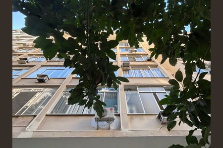 Apartamento à venda com 45m², 1 quarto e sem vaga Apartamento à venda com 45m², 1 quarto e sem vagaFachada