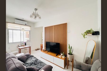 Sala de apartamento à venda com 1 quarto, 45m² em Copacabana, Rio de Janeiro