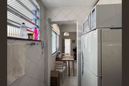 Cozinha de apartamento à venda com 1 quarto, 45m² em Copacabana, Rio de Janeiro