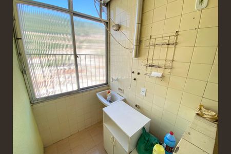 Apartamento para alugar com 72m², 2 quartos e 1 vaga