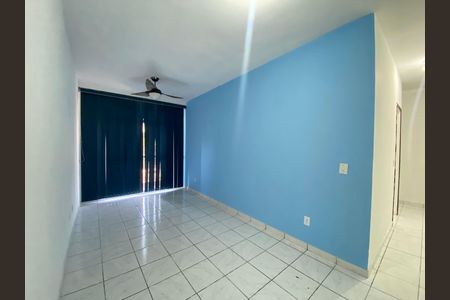 Apartamento para alugar com 72m², 2 quartos e 1 vaga