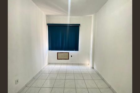 Apartamento para alugar com 72m², 2 quartos e 1 vaga