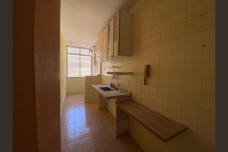 Apartamento para alugar com 72m², 2 quartos e 1 vaga