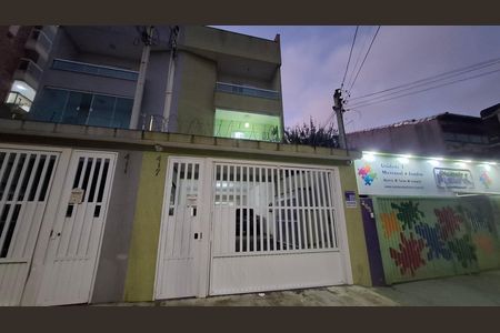 Apartamento à venda com 70m², 2 quartos e 1 vaga Apartamento à venda com 70m², 2 quartos e 1 vagaFachada