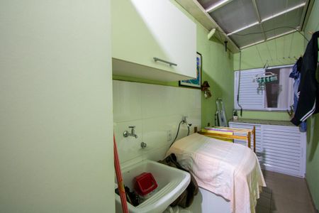 Apartamento à venda com 70m², 2 quartos e 1 vaga Apartamento à venda com 70m², 2 quartos e 1 vagaÁrea de serviço