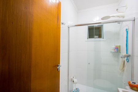 Apartamento à venda com 70m², 2 quartos e 1 vaga Apartamento à venda com 70m², 2 quartos e 1 vagaBanheiro social