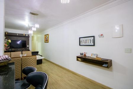 Apartamento à venda com 70m², 2 quartos e 1 vaga Apartamento à venda com 70m², 2 quartos e 1 vagaSala
