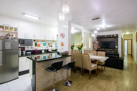 Sala de apartamento à venda com 2 quartos, 70m² em Vila Pires, Santo André