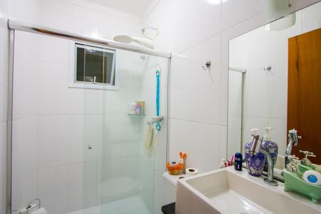Apartamento à venda com 70m², 2 quartos e 1 vaga Apartamento à venda com 70m², 2 quartos e 1 vagaBanheiro social
