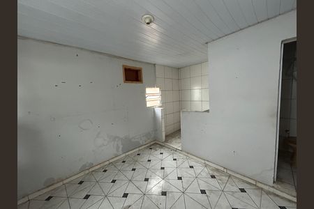 Sala/Quarto de casa para alugar com 1 quarto, 24m² em Vila Valqueire, Rio de Janeiro