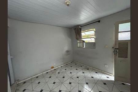 Sala/Quarto de casa para alugar com 1 quarto, 24m² em Vila Valqueire, Rio de Janeiro