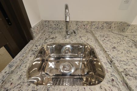 Apartamento para alugar com 56m², 2 quartos e 1 vagaÁrea de Serviço - Pia