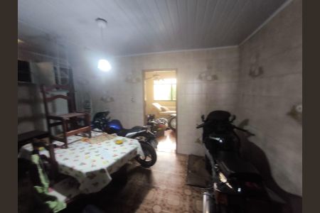 Cozinha de casa à venda com 3 quartos, 250m² em Vila Nhocuné, São Paulo