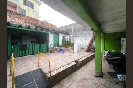 Área externa de casa à venda com 3 quartos, 250m² em Vila Nhocuné, São Paulo