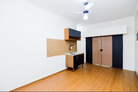 Sala/Cozinha  de casa para alugar com 1 quarto, 25m² em Jardim Maia, Guarulhos