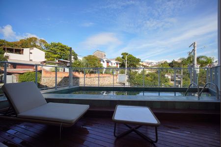 Apartamento para alugar com 49m², 1 quarto e 1 vagaPiscina