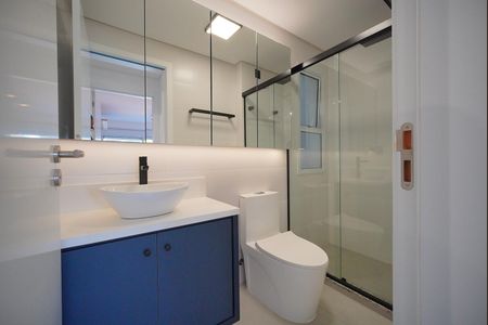 Banheiro Social de apartamento para alugar com 1 quarto, 49m² em João Paulo, Florianópolis