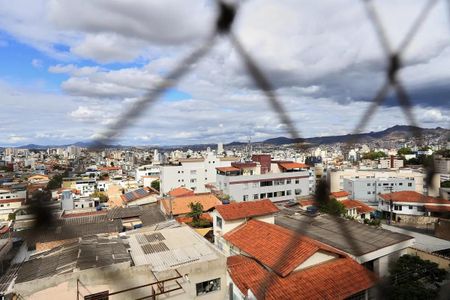 Apartamento à venda com 3 quartos, 90m² em Concórdia, Belo Horizonte