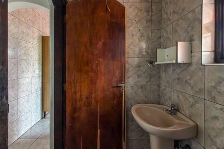 Casa para alugar com 80m², 2 quartos e 1 vagaBanheiro 